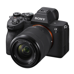 Cámara Sony A 7IV + Lente 28-70mm